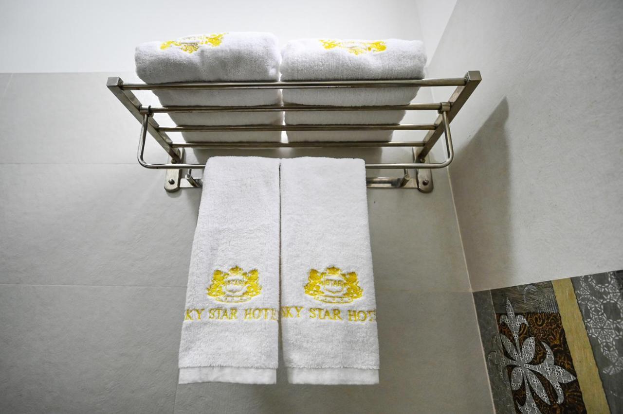 Sky Star Hotel Bandar Ho Chi Minh Luaran gambar